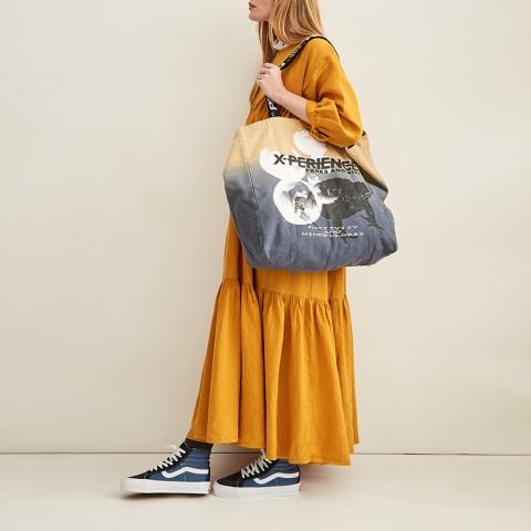 LESSONS - Dresses & Sneakers