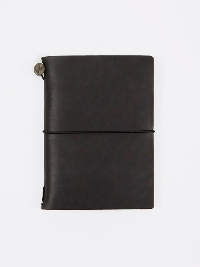 Midori Midori Travelers Notebook Passport - Black - Black