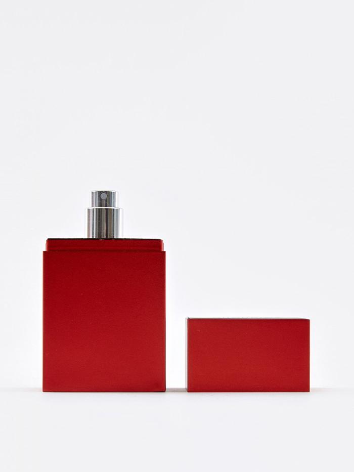 Escentric Molecules Escentric Molecules Molecule 02 Travel Size with Case - 30ml - Other