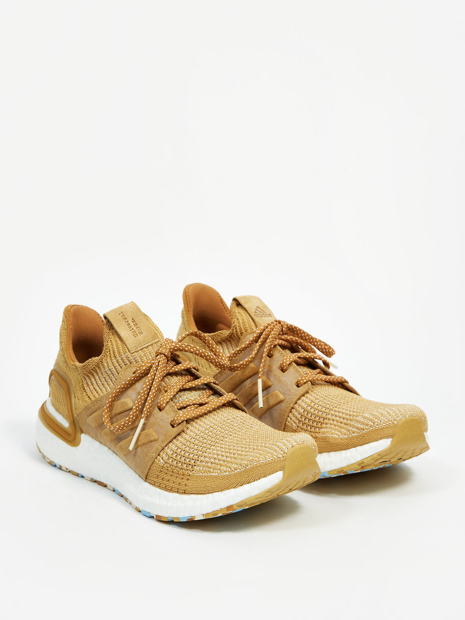Adidas Adidas x Universal Works Ultraboost 19 - Prairie Sand/Cumin/Winter White - White