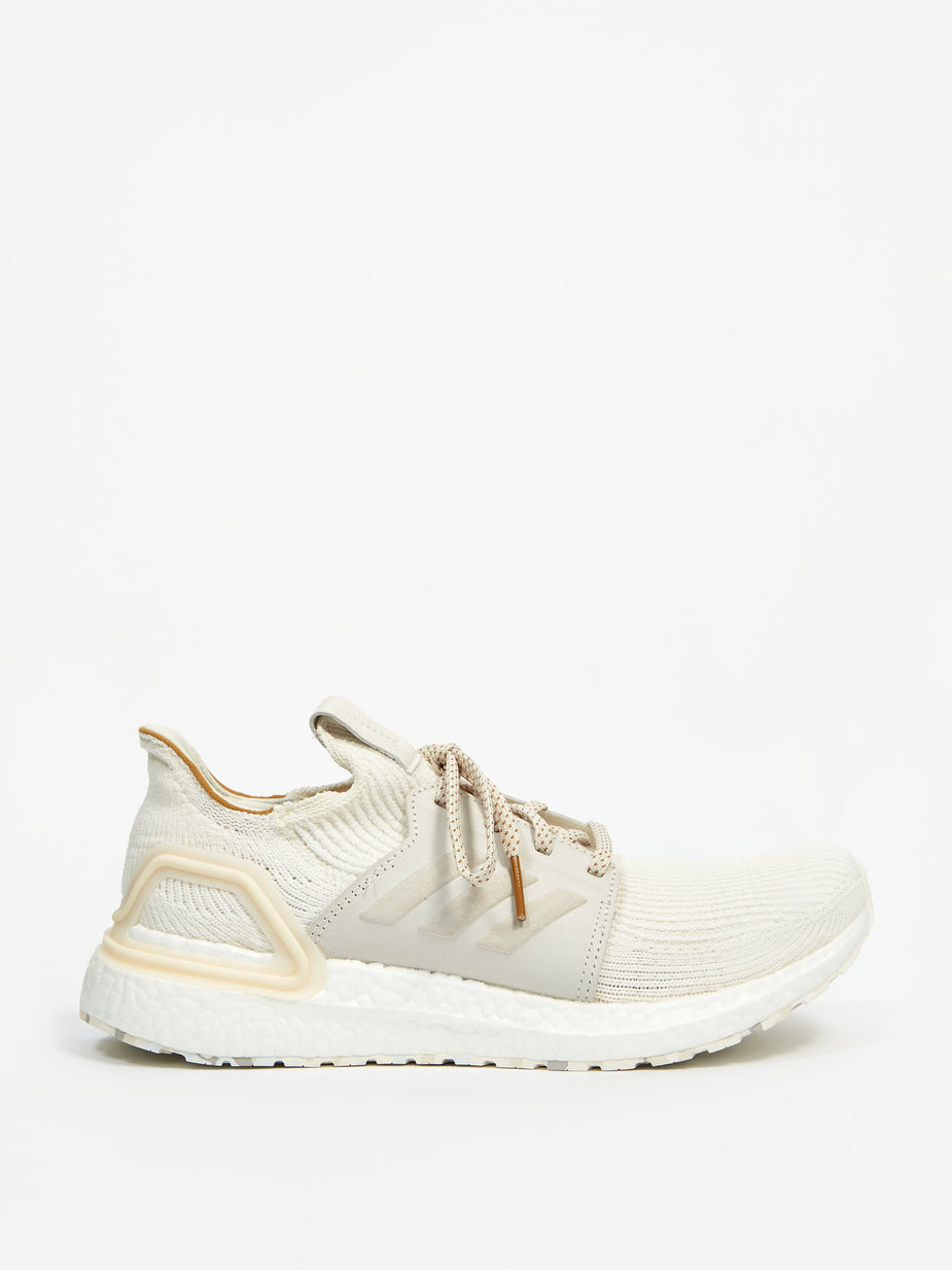 Adidas Adidas x Universal Works Ultraboost 19 - Winter White/Bone/Glacier Grey - White
