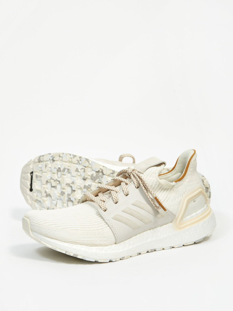 Adidas Adidas x Universal Works Ultraboost 19 - Winter White/Bone/Glacier Grey - White