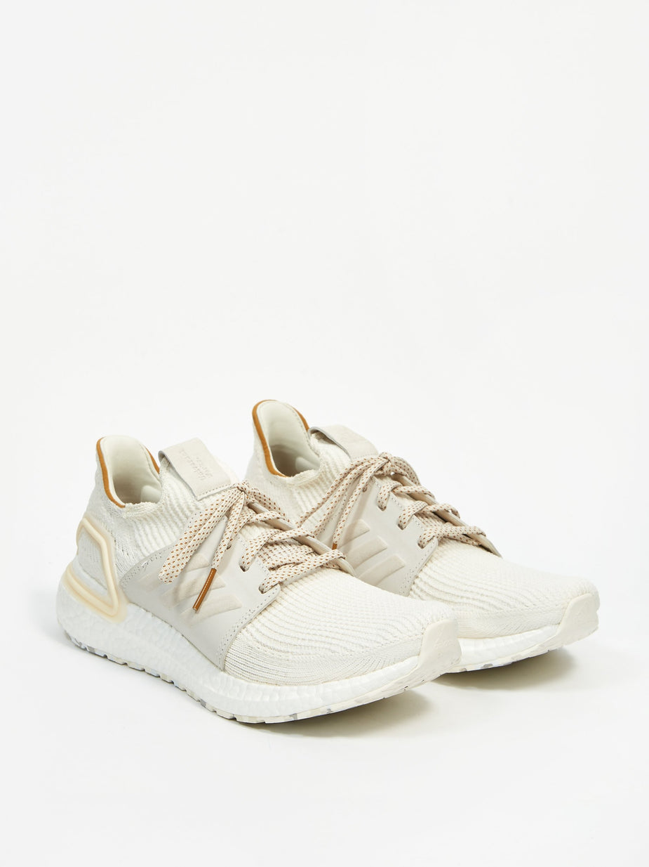 Adidas Adidas x Universal Works Ultraboost 19 - Winter White/Bone/Glacier Grey - White