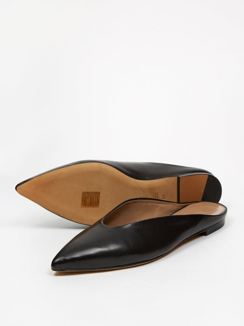 Alumnae Alumnae Simple Almond Mule - Nappa Black - Black