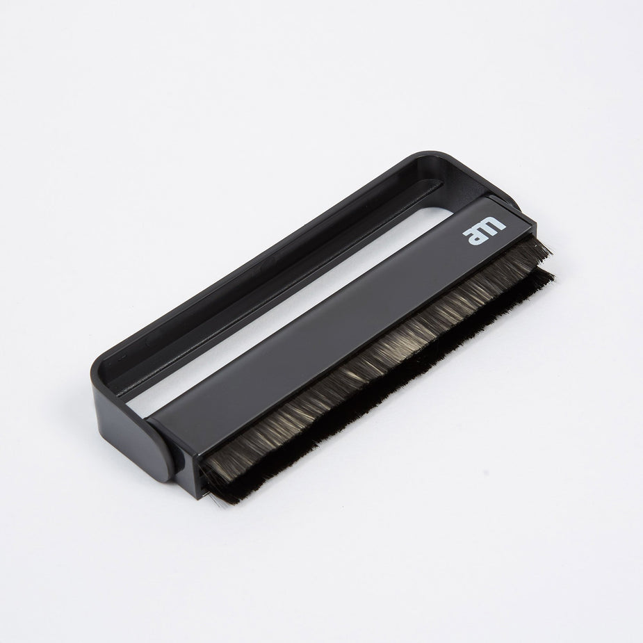 AM Clean Sound AM Clean Sound Vinyl Brush - Black