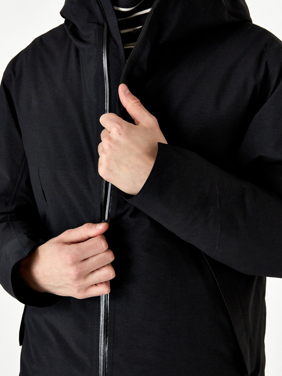 Veilance Veilance Monitor Down Coat - Black - Black