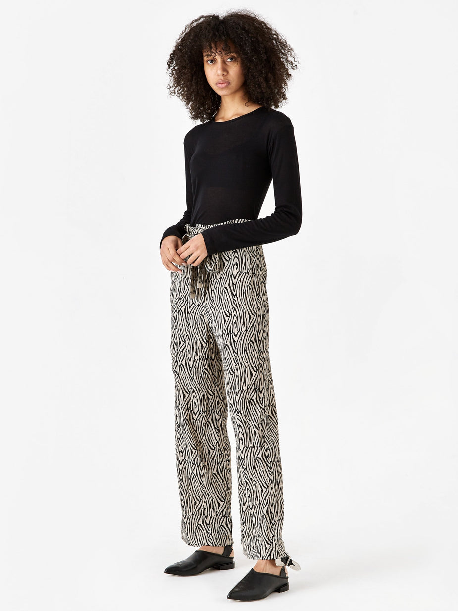 Baserange Baserange Piug Longsleeve Top - Black - Black
