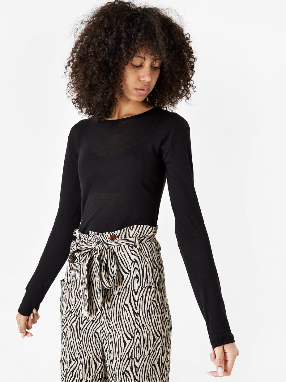 Baserange Baserange Piug Longsleeve Top - Black - Black