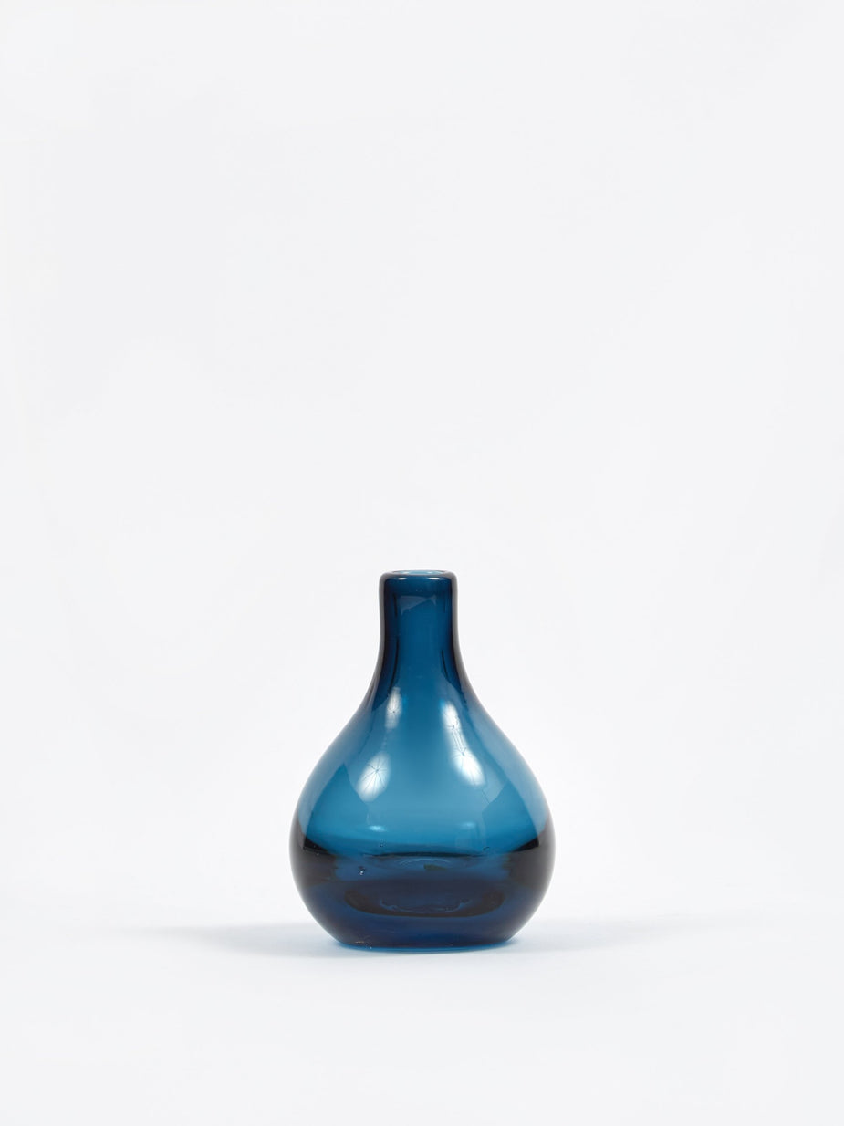 Broste Broste Bjork Mouthblown Glass Vase - Crown Blue - Blue