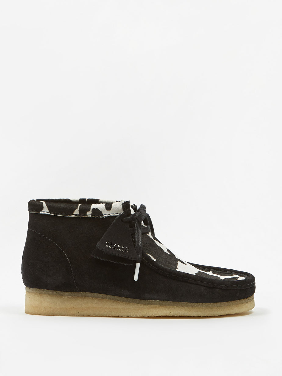 Clarks Clarks Wallabee Boot - Black Cow Print - Black