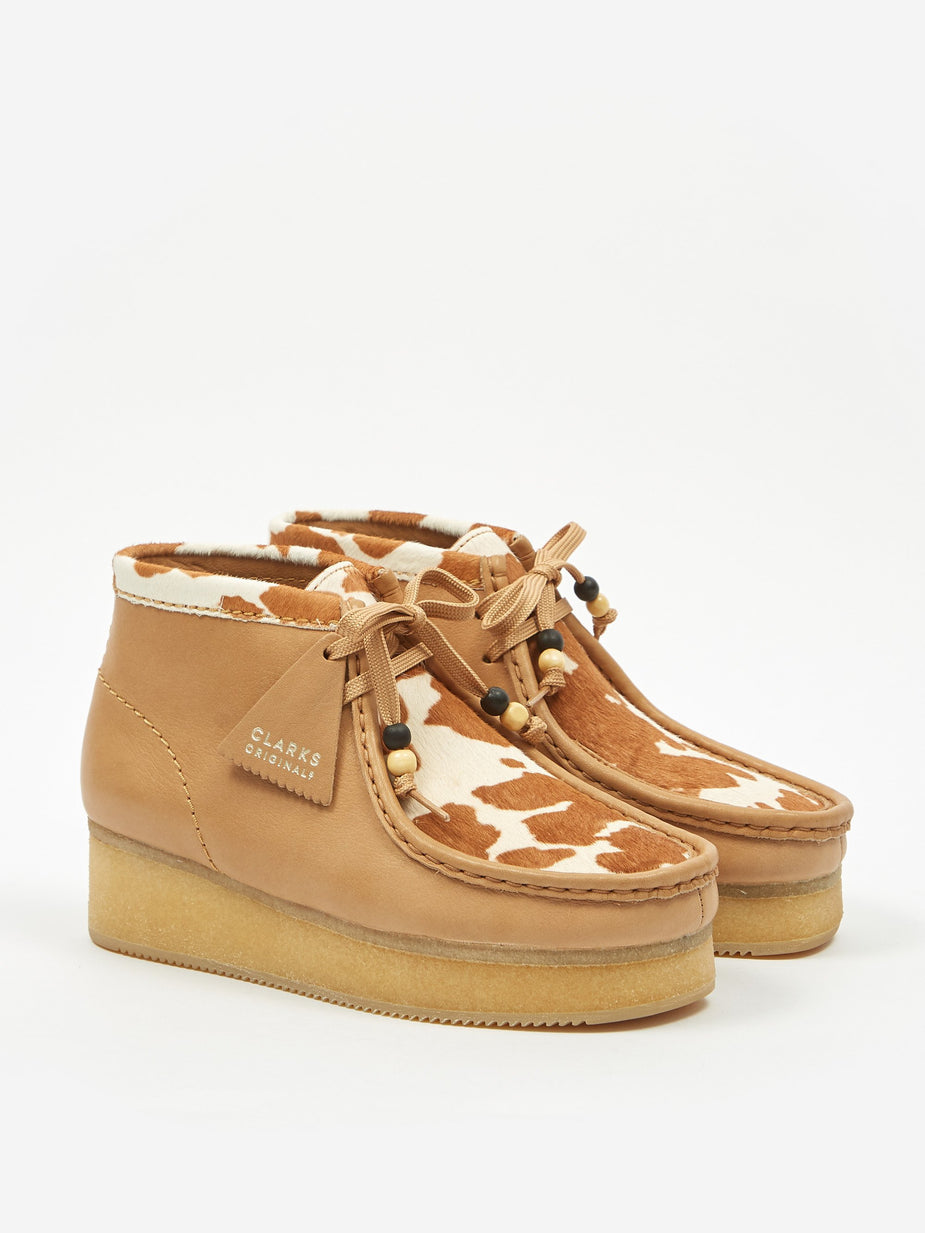Clarks Clarks Wallabee Wedge - Tan Cow Print - Brown