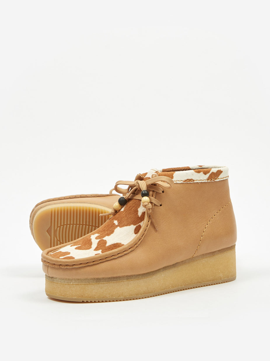 Clarks Clarks Wallabee Wedge - Tan Cow Print - Brown