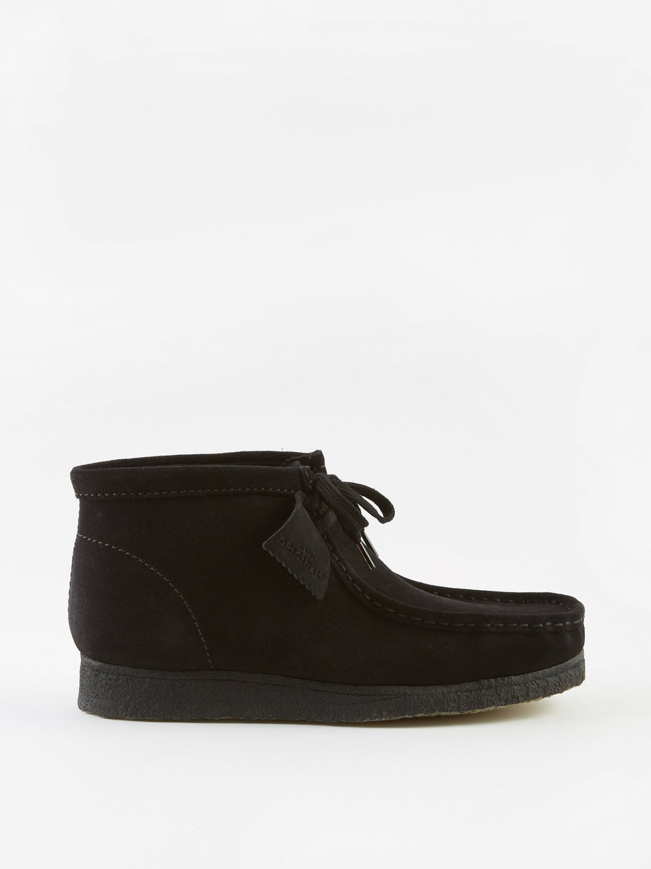 Clarks Originals Clarks Wallabee Boot - Black/Black Suede - Black