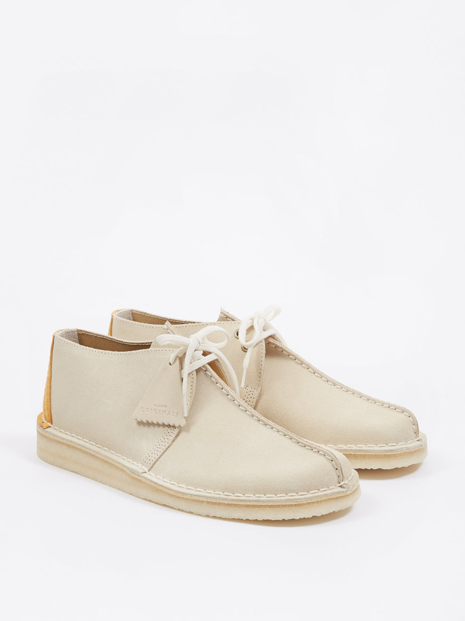 Clarks Originals Clarks Desert Trek - Off White Suede - White