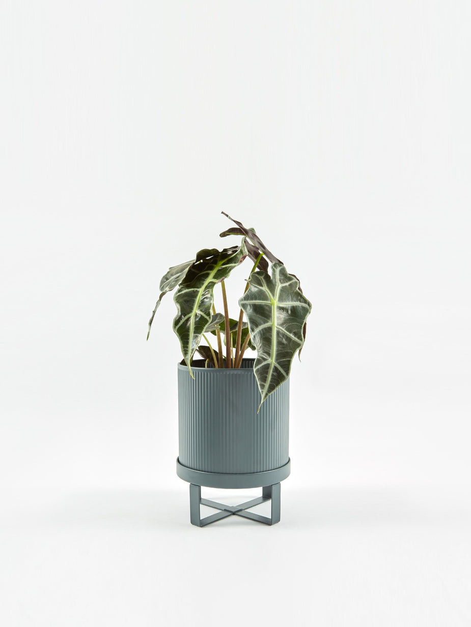 Ferm Living Ferm Living Bau Plant Pot Dark Blue - Small - Blue