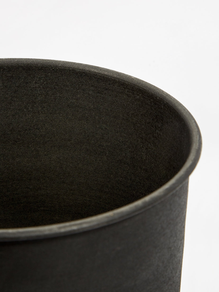 Ferm Living Ferm Living Hourglass Pot Small - Black - Black