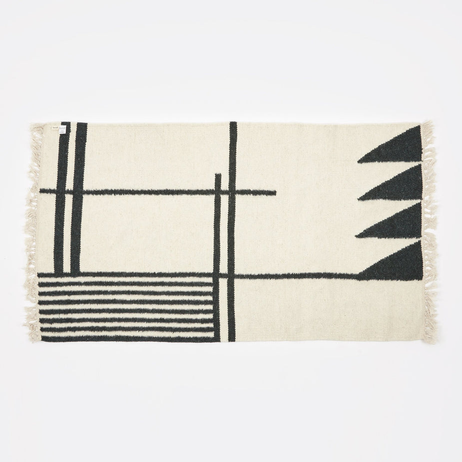 Ferm Living Ferm Living Kelim Rug - Black Lines - Small - Black