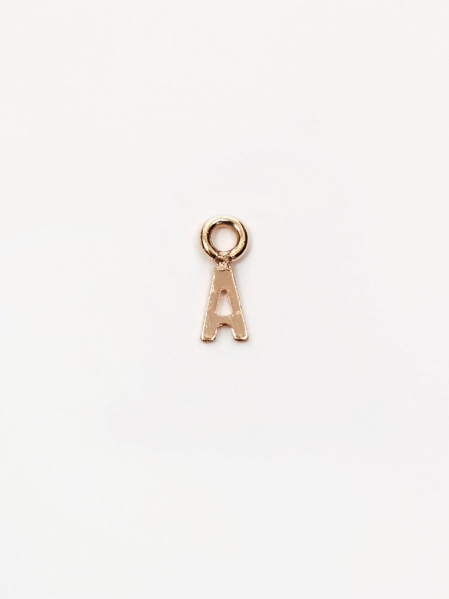 Gabriela Artigas Gabriela Artigas Initial Charm - 14k Yellow Gold - Gold