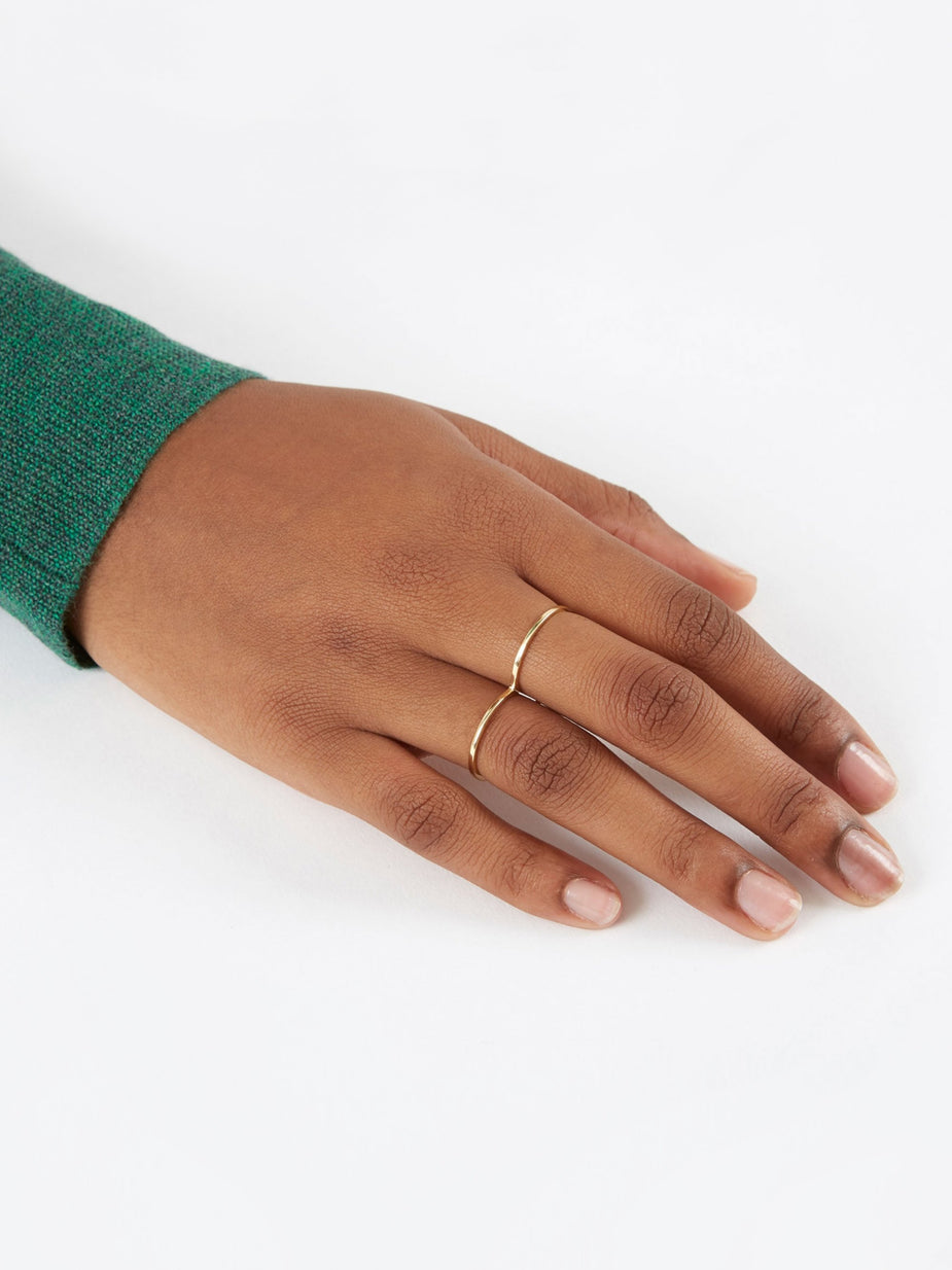 Gabriela Artigas Gabriela Artigas Infinite Staple Ring - Gold - Gold