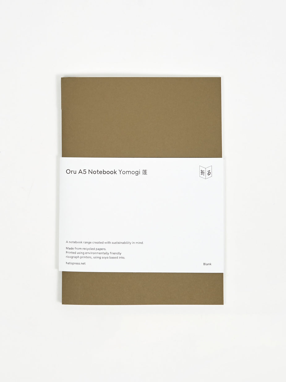 Hato Press Hato Press Oru Notebook A5 Blank - Yomogi Green - Green