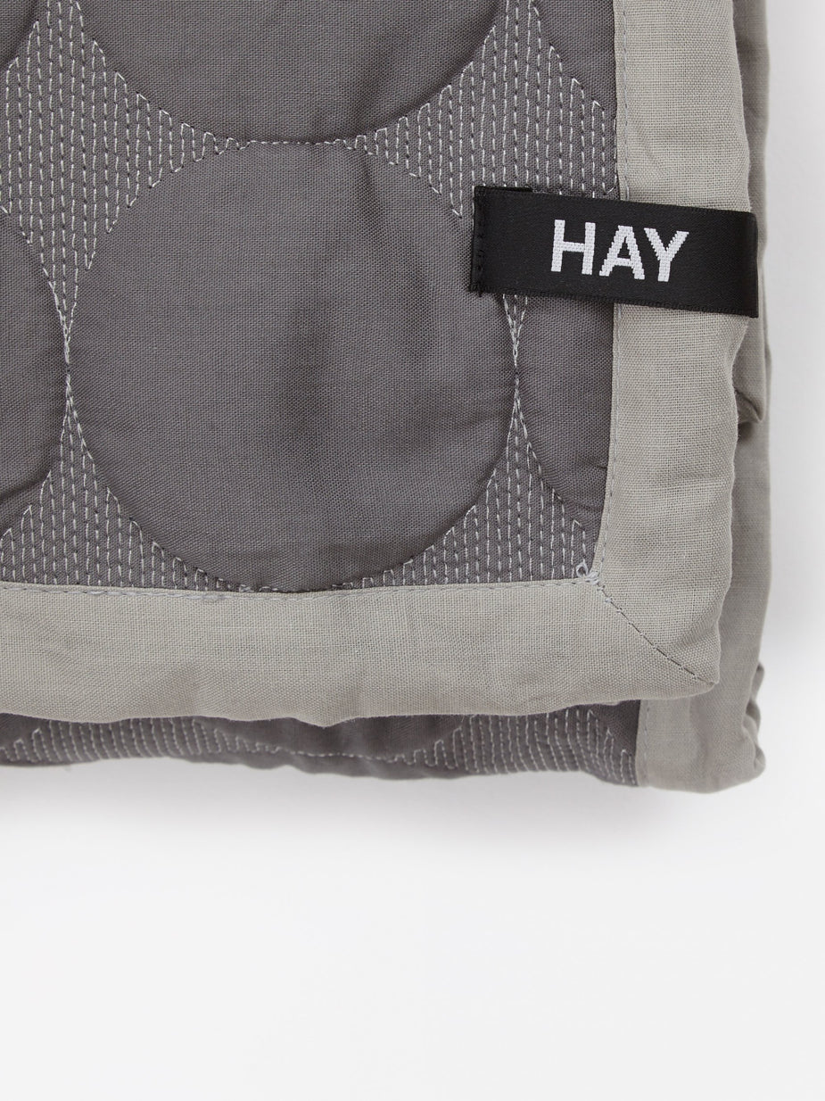 HAY Hay Mega Dot Quilt 245x195cm - Dark Grey - Grey