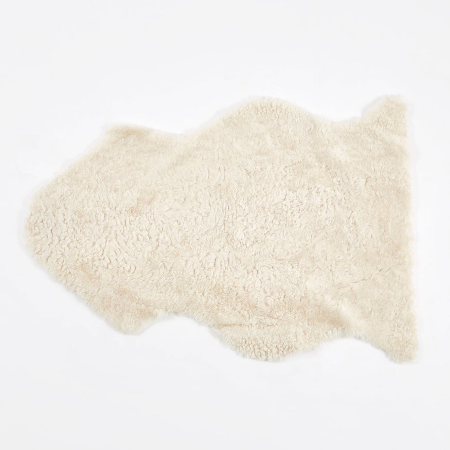 Natures Collection Natures Collection Short Curly Wool Sheepskin Rug - Ivory - Brown