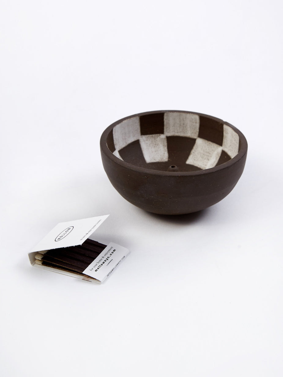 Mellow Mellow Medium Incense Bowl - Dark Brown Inside Check - White