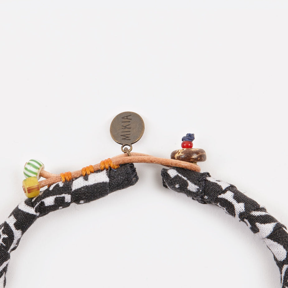 Mikia Mikia Bandana Bracelet - Black - Black