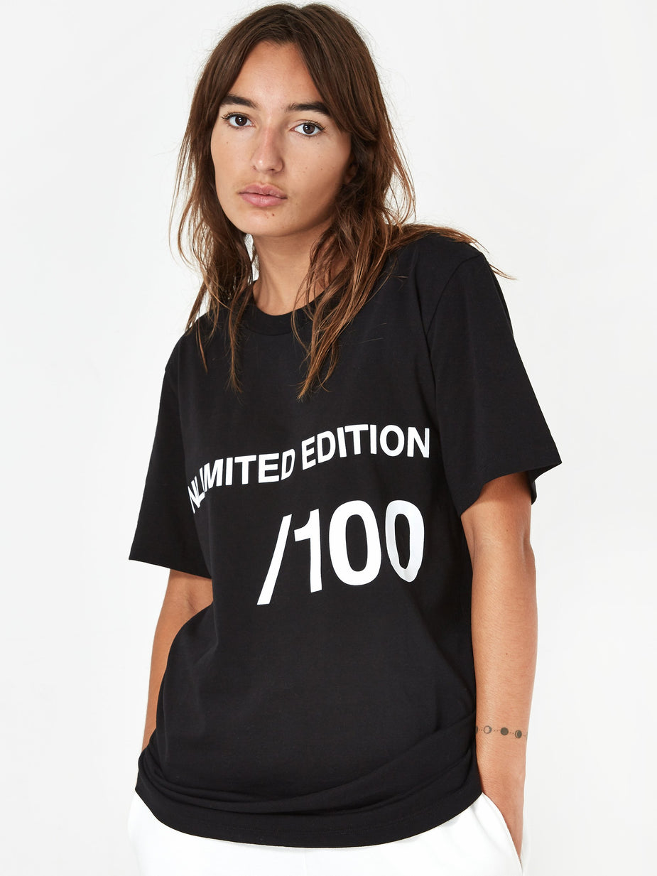 MM6 Maison Margiela MM6 Maison Margiela Unlimited Edition Shortsleeve T-Shirt - Black - Black