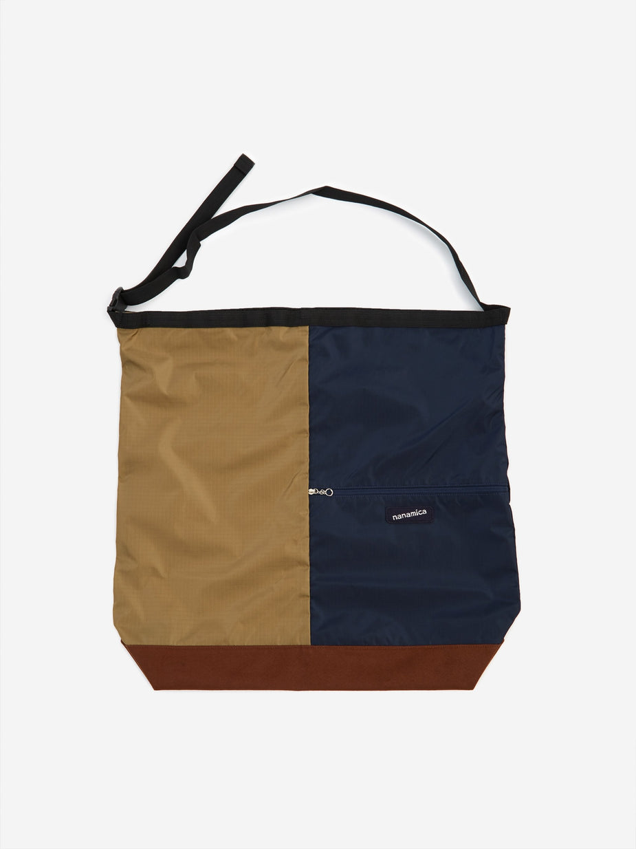 Nanamica Nanamica Nanamican Utility Shoulder Bag L - Beige/Navy - Blue