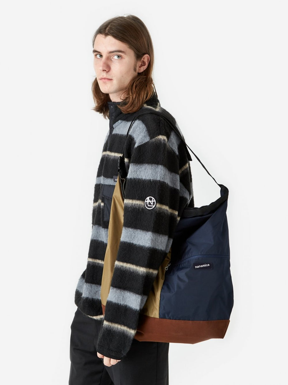 Nanamica Nanamica Nanamican Utility Shoulder Bag L - Beige/Navy - Blue