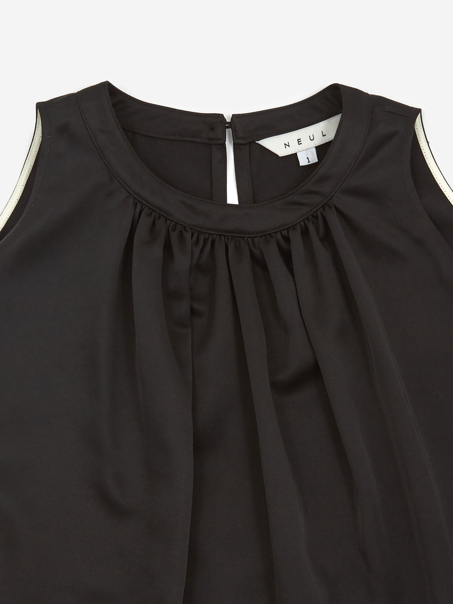 Neul Neul Flared Silky Top - Black - Black