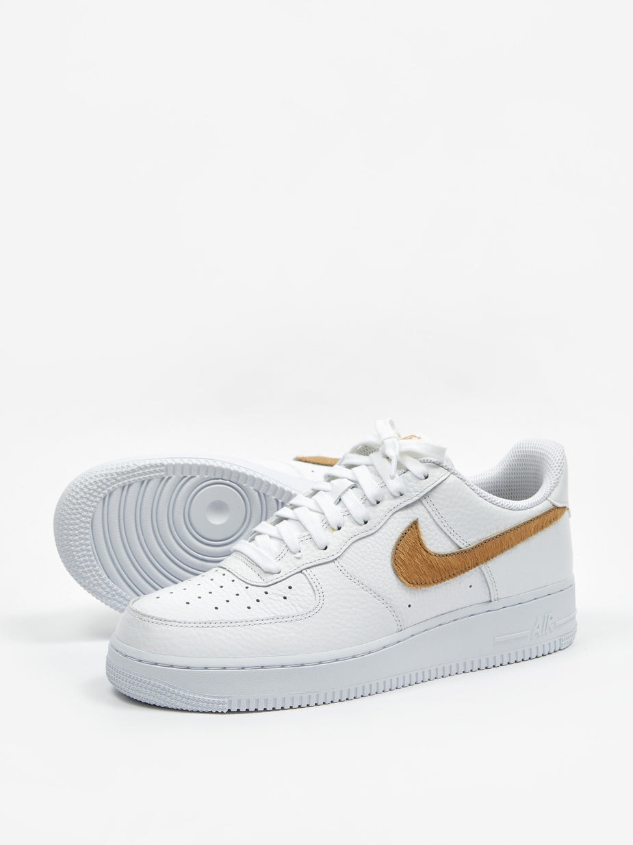 Nike Nike Air Force 1 LV8 - White/Club Gold - White