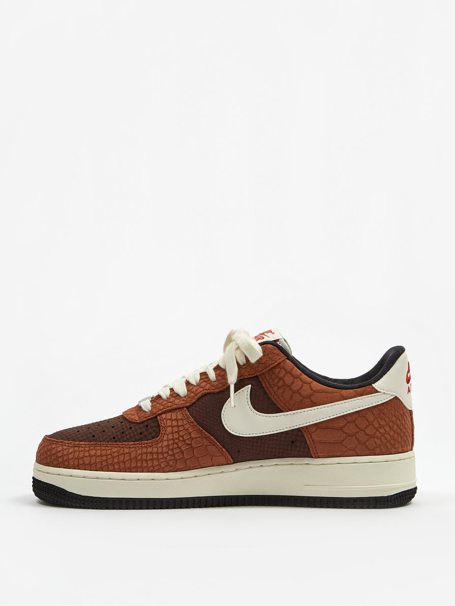 Nike Nike Air Force 1 Premium - Red Bark/Sail/Earth/Red - Red