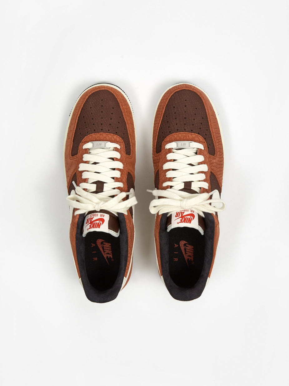 Nike Nike Air Force 1 Premium - Red Bark/Sail/Earth/Red - Red