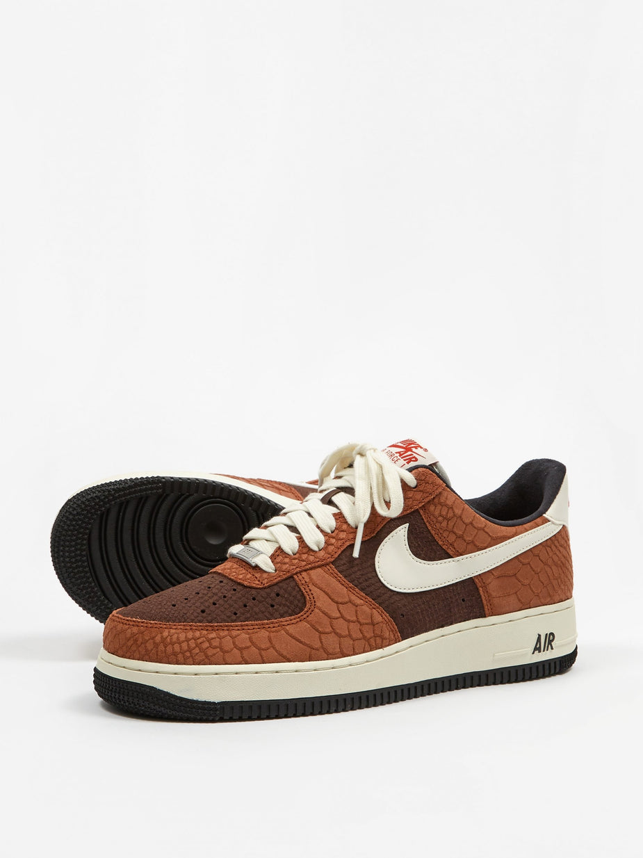 Nike Nike Air Force 1 Premium - Red Bark/Sail/Earth/Red - Red