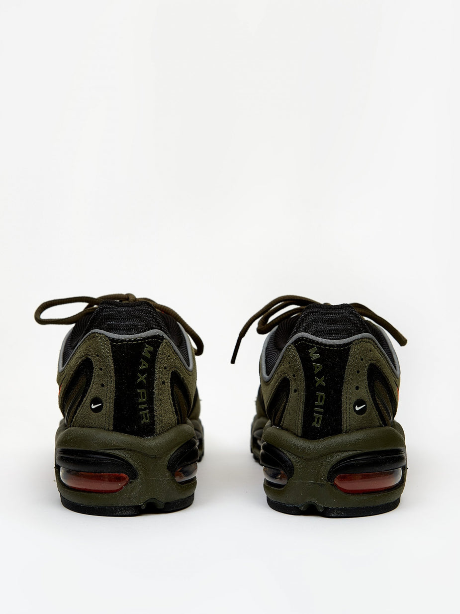 Nike Nike Air Max Tailwind IV SE - Cargo Khaki/Total Orange/Black - Orange