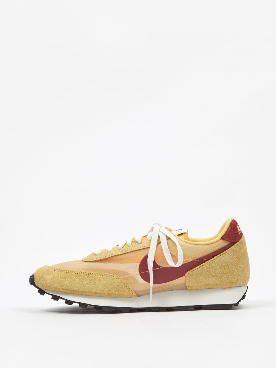 Nike Nike Daybreak SP - Topaz Gold/Cedar/Lemon/Summit White - Yellow