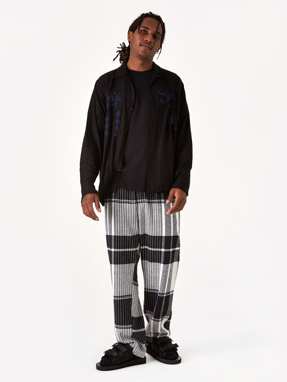 NOMA t.d. NOMA t.d. Flower Embroidered Shirt - Black - Black