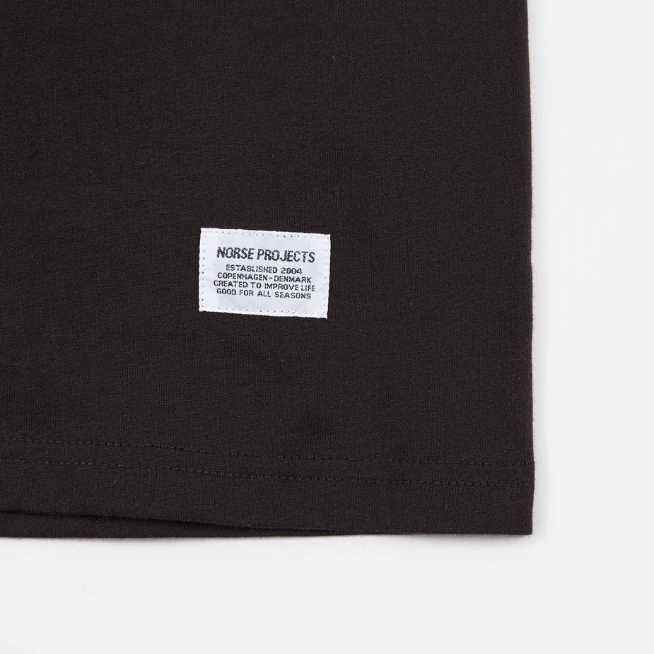 Norse Projects Norse Projects Niels Basic SS T-Shirt - Black - Black