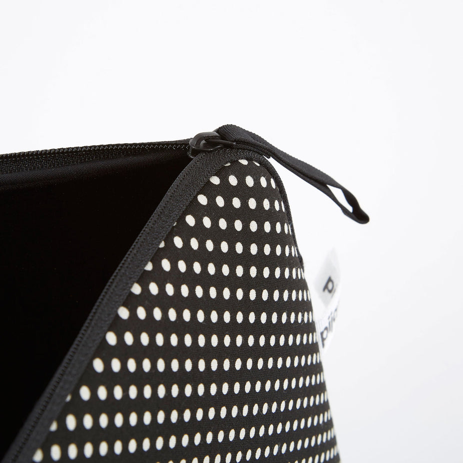Pijama Pijama Zip Case for MacBook Air / 13 Laptop - Dotty Small Black - Other