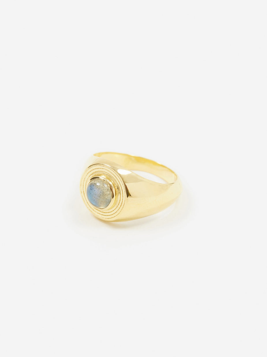 Rachel Entwistle Rachel Entwistle Astral Signet Ring - Gold - Gold