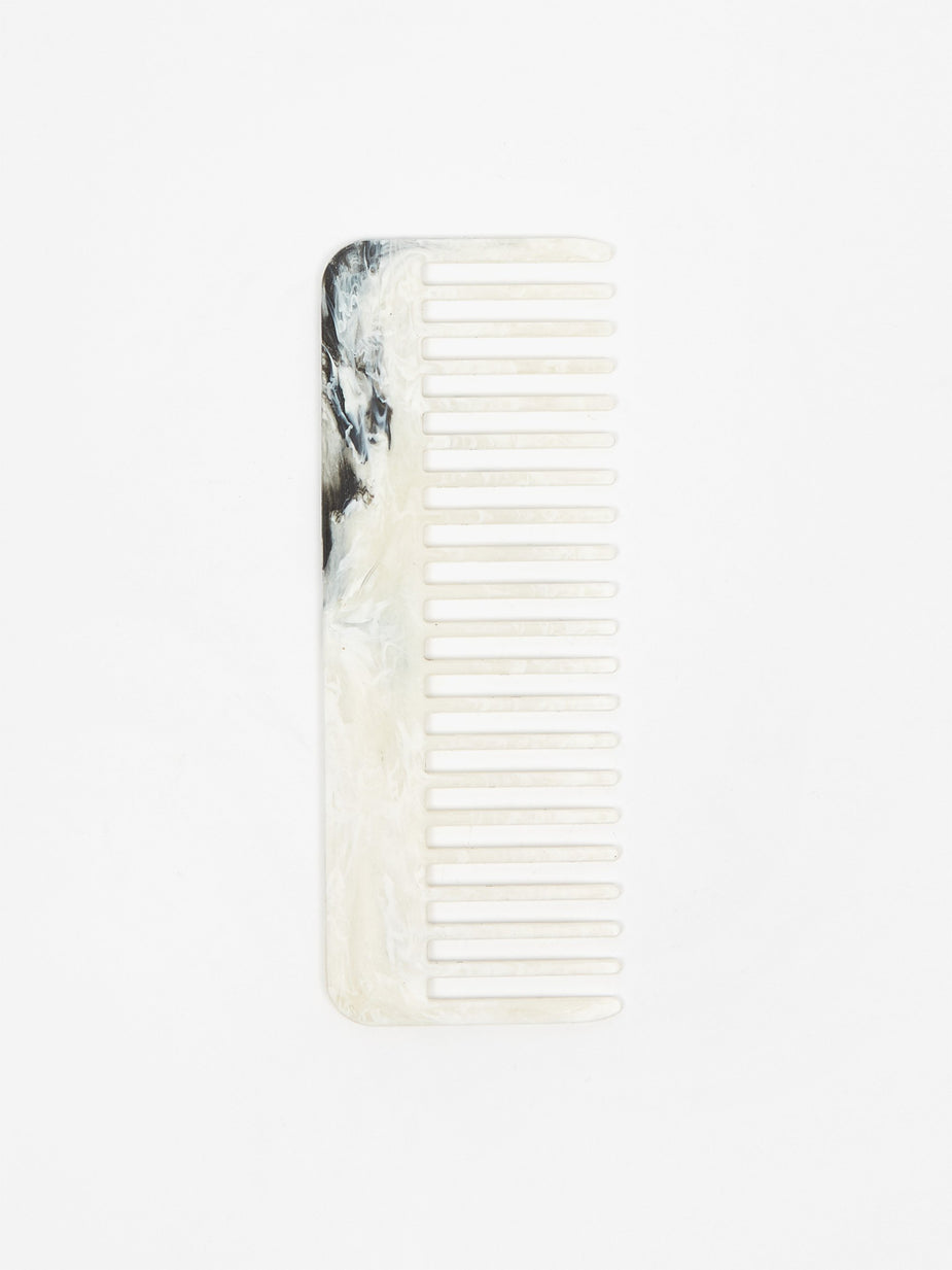 RE=COMB RE=COMB Recycled Plastic Hair Comb - Shell - White