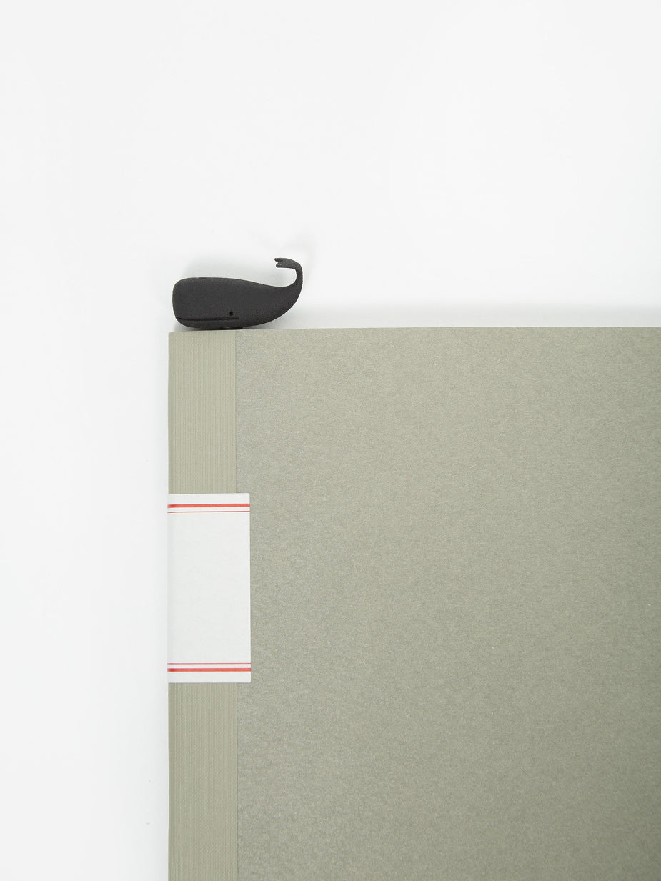 Studio Macura Studio Macura Book Mark Whale - Black - Black