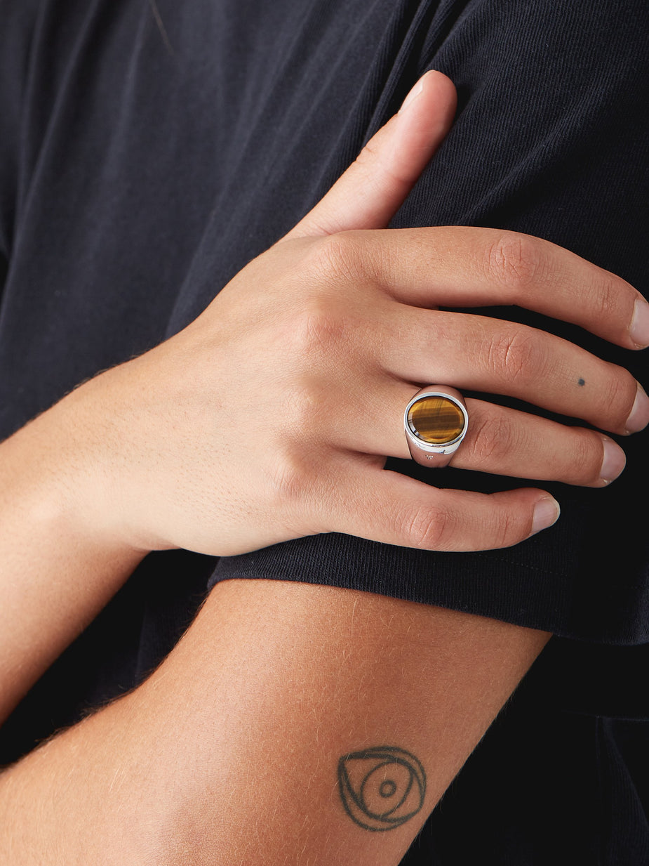 Tom Wood Tom Wood Oval Ring - Tigers Eye - Silver