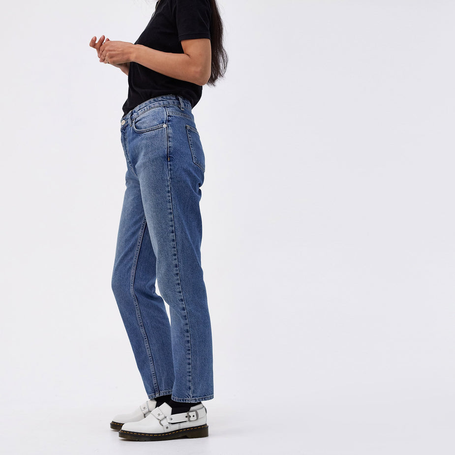 Wood Wood Wood Wood Eve Cropped Jeans - Classic Blue Vintage - Blue
