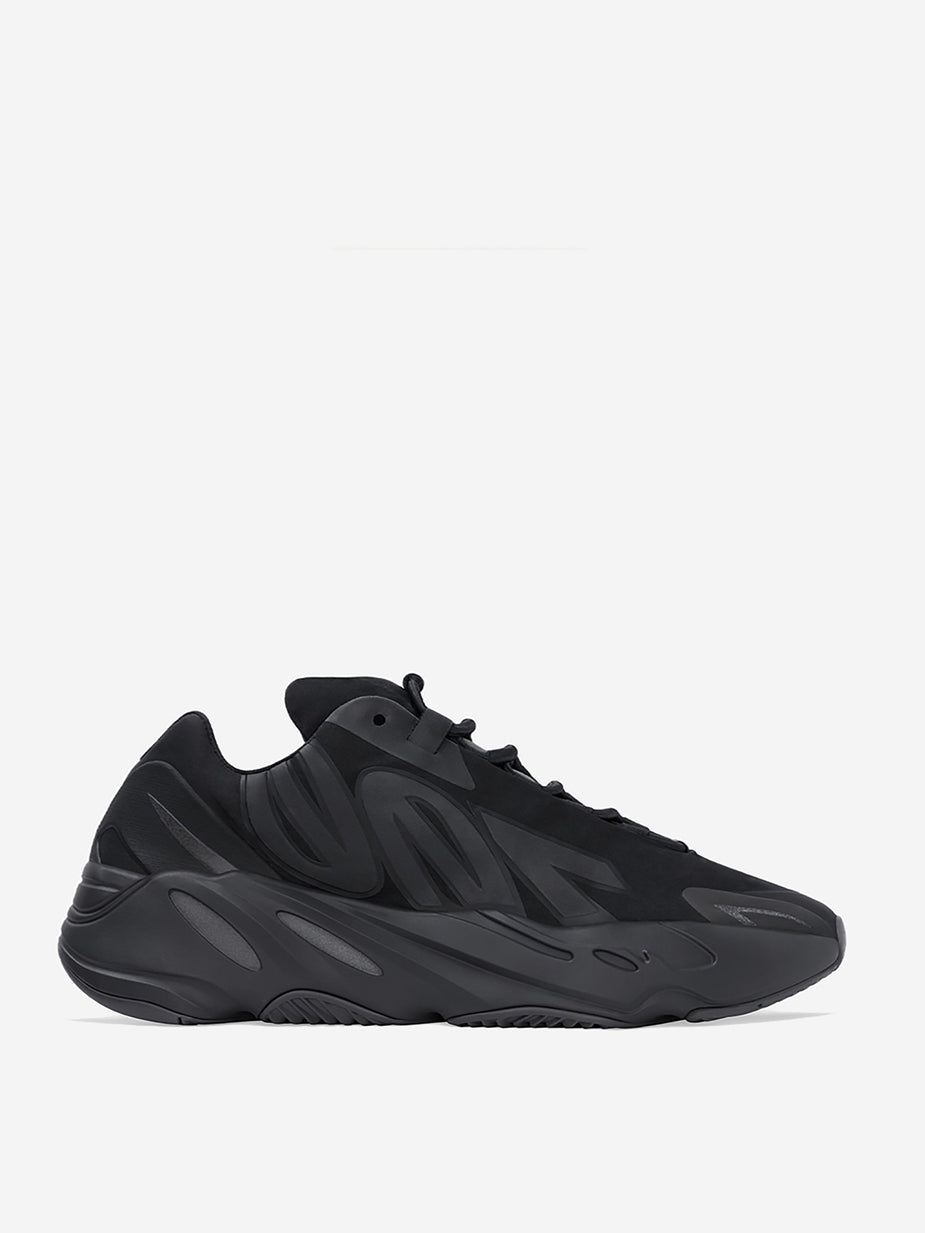 Yeezy Yeezy - Yeezy Boost 700 MNVN - Triple Black - Black